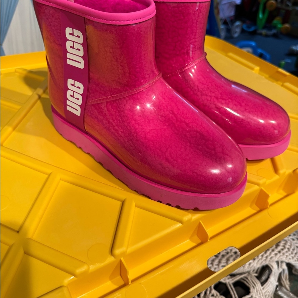 UGG Classic Clear Mini Boot in Taffy Pink - Picture 2 of 5